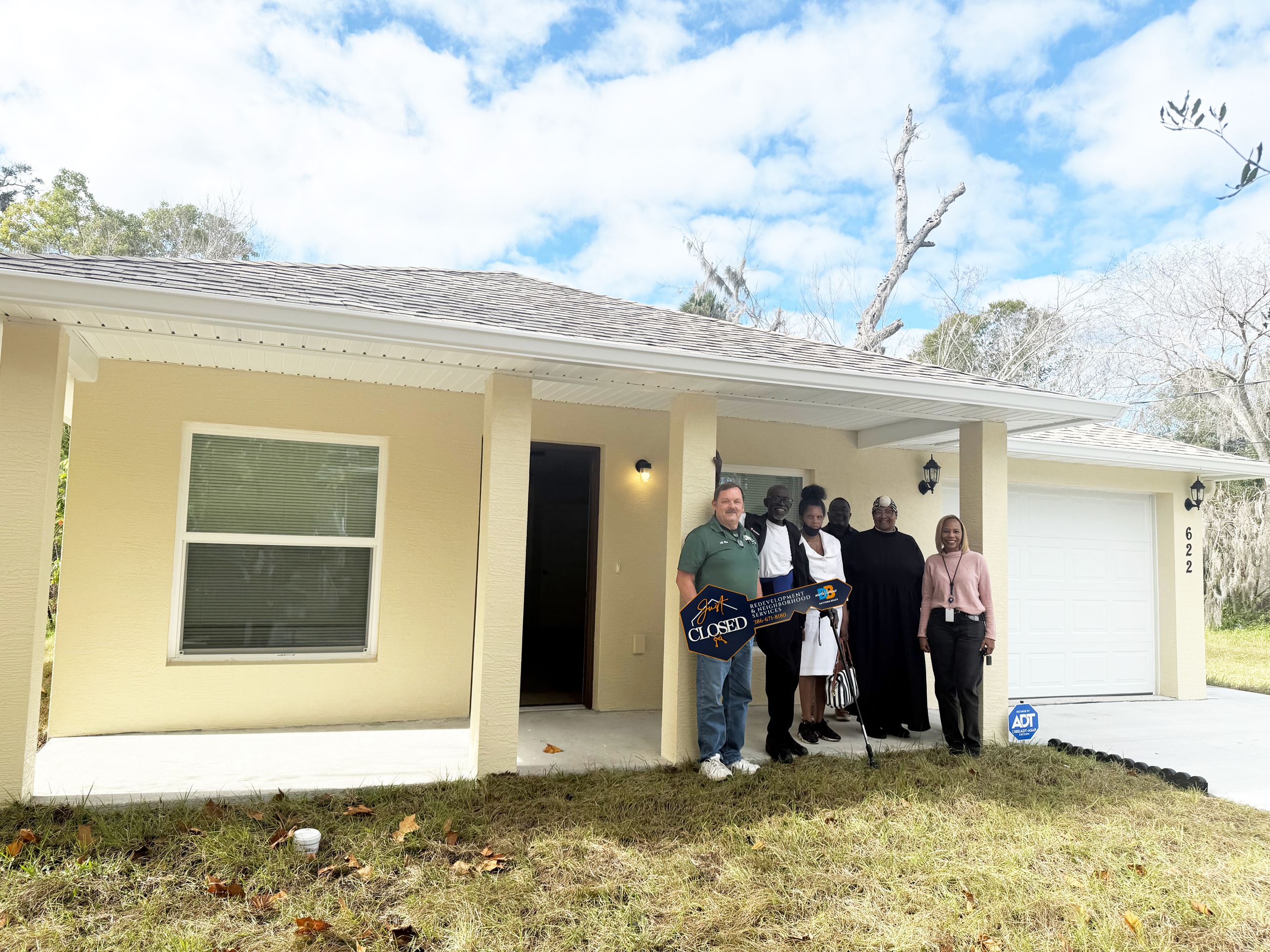 Decorative image showing Keith and his home